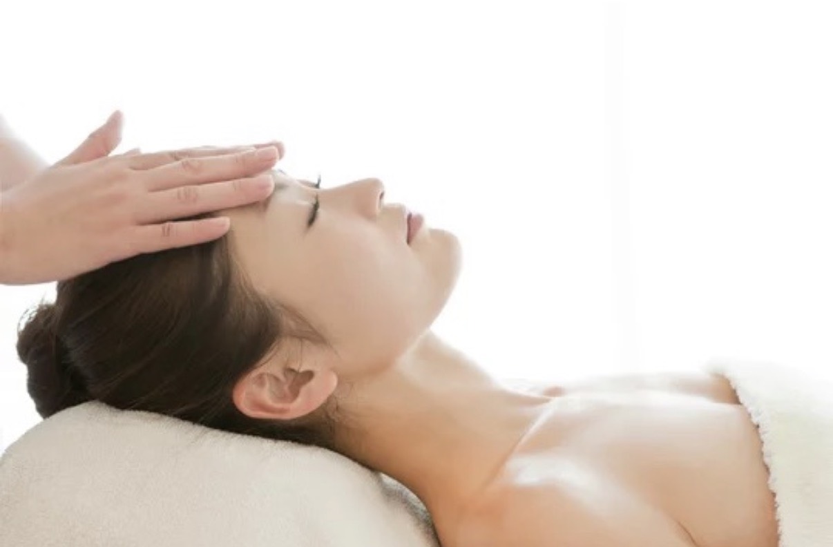 Beauty Salon Lily 小牧市のエステ・ネイル・まつエクサロン